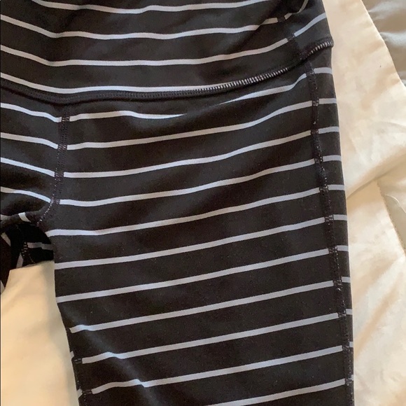 Athleta striped leggings - Picture 4 of 14